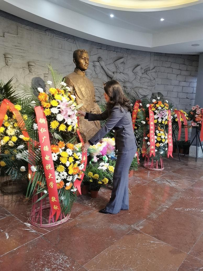 学党史 铭记初心使命