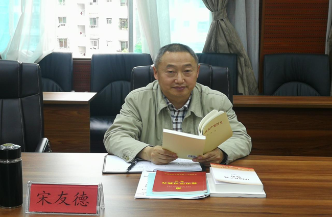 铜仁广播电视大学开展“读党史 学榜样 跟党走”读书观影活动