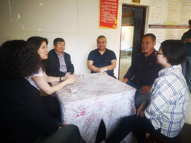 铜仁广播电视大学深入帮扶村开展驻村轮换