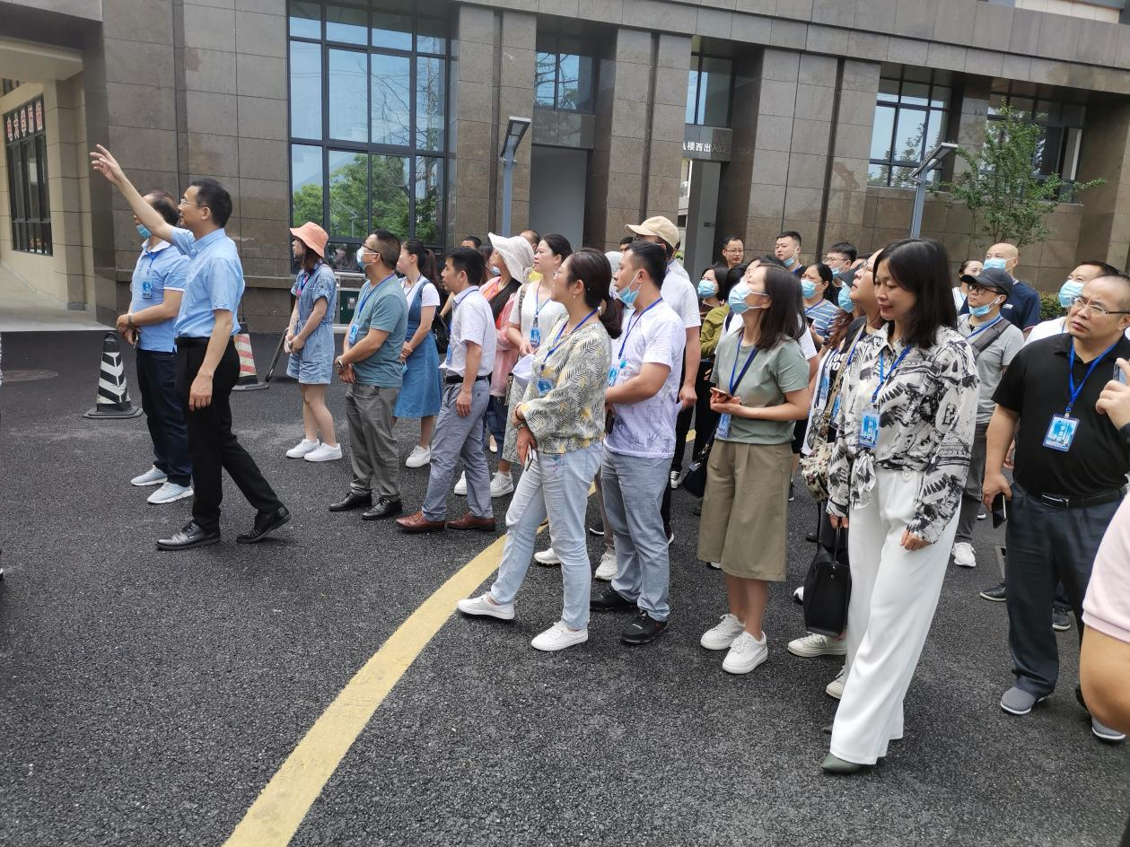 贵州开放大学研修班开展实地参观学习