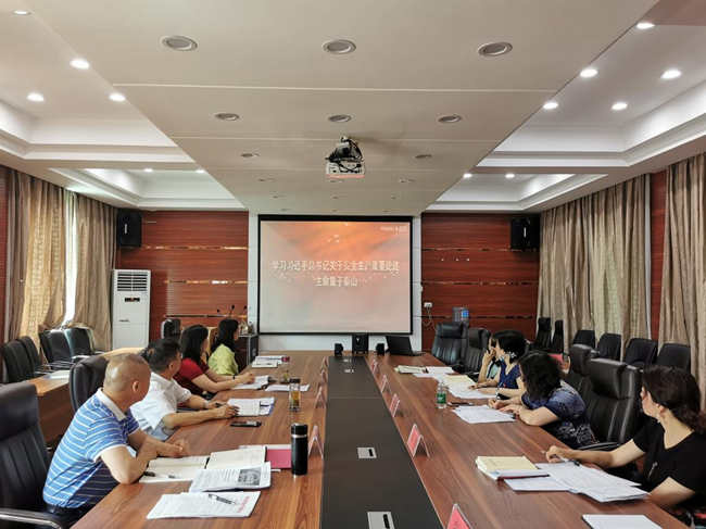 学以致用  知行合一