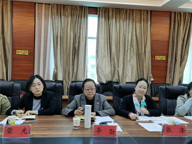 贵州开放大学和铜仁广播电视大学举行科研交流会