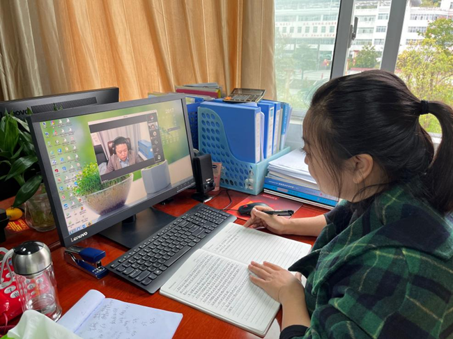 立足新发展阶段  推动高质量发展