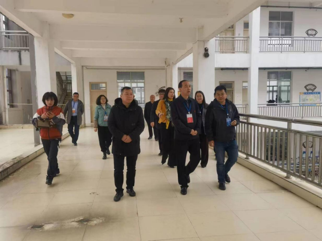 “三措并举”推动开放教育考试改革