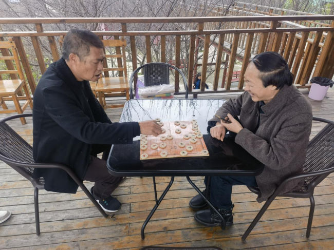 铜仁广播电视大学开展“三八”国际妇女节团建活动