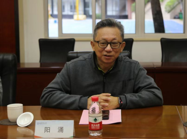 铜仁广播电视大学陈荣强带队到东莞开放大学调研交流