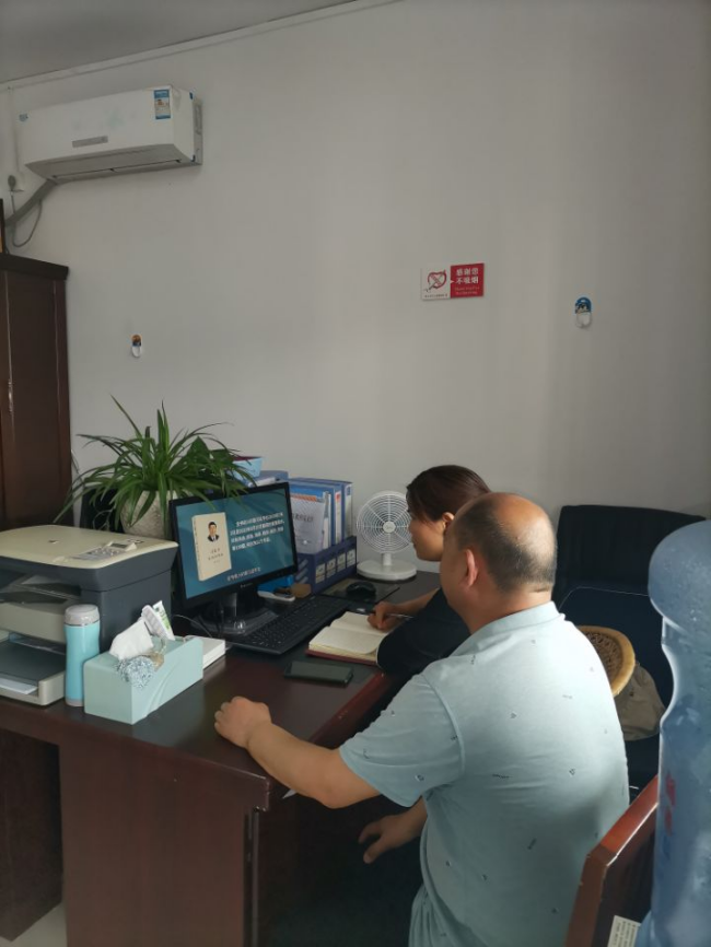 铜仁广播电视大学组织全体师生收看国家开放大学“讲读书故事 做奋进青年”大联学活动