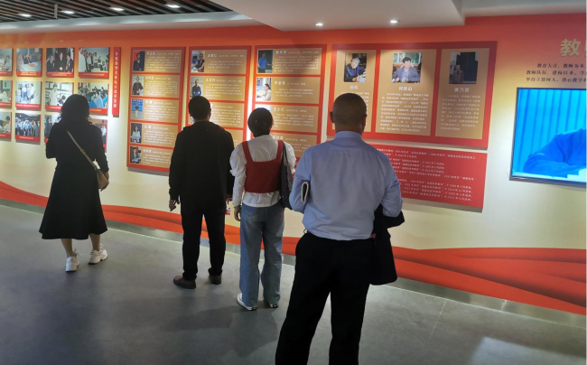 铜仁广播电视大学一行赴福州参加教师研修