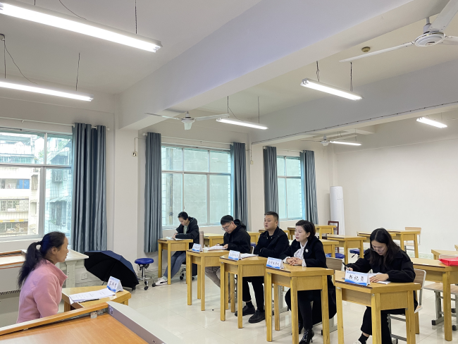 铜仁电大顺利开展2023年秋季学位论文答辩