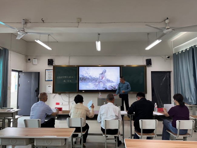 严格把关强师能 以测促教启新程