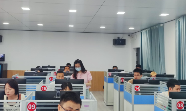 实践教学  强技助学